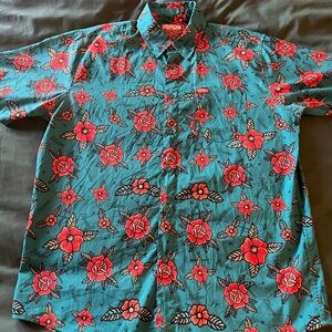 (Qty 6) Men’s Dixxon bamboo/party shirts size L